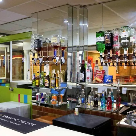 Ibis Styles London Walthamstow-3
