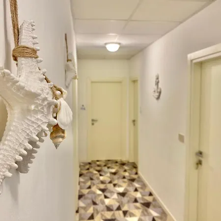 Giovanna Rooms-3