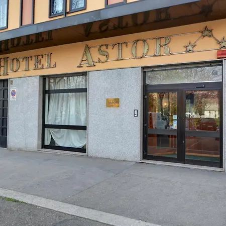 Astor Hotel-2