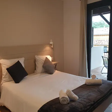 Hotel Cote et Lac-2