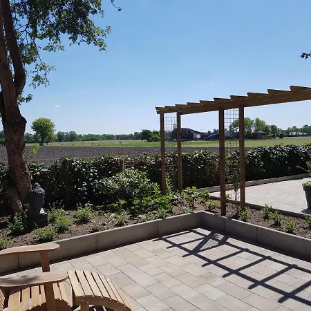 Bed & Breakfast De Lindehoek-2