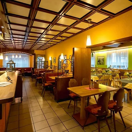 Central-Hotel-3