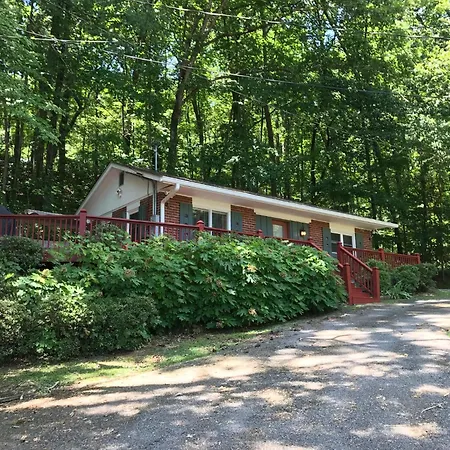 Mountain Aire Cottages, Inn & Glamping-3