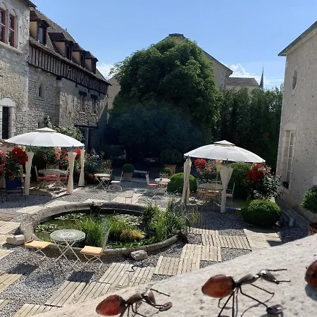 Demeure des Vieux Bains-3