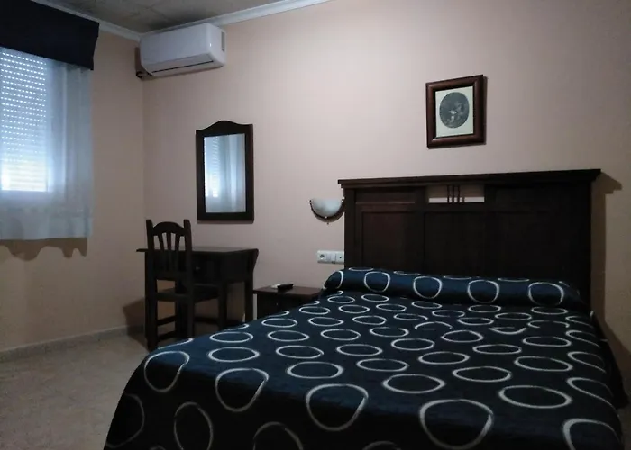 Hostal El Polígono Lucena