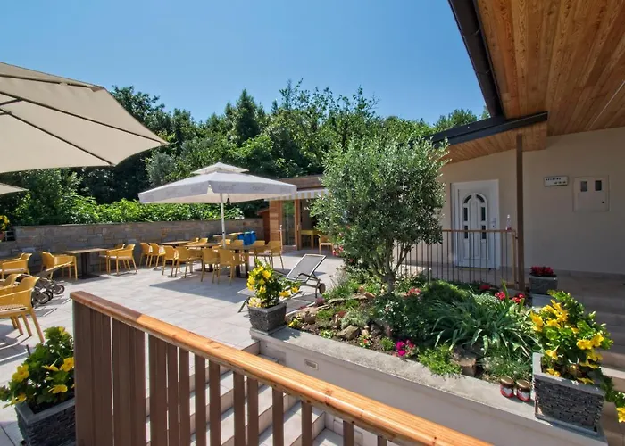 Sea View Guesthouse Opara