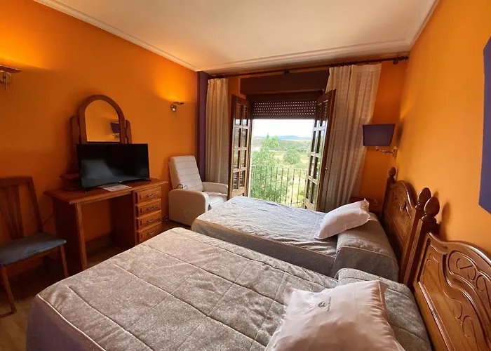 Hotel Tierra De Lobos Puebla de Sanabria