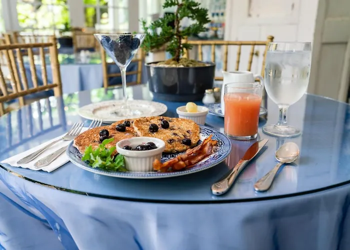 Bluefield Inn, A Select Registry Propery