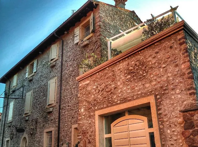Maison Resola - Rooms & Breakfast Borghetto 