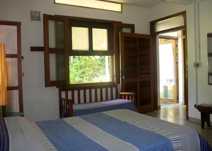 Casa Bacarirá - Floresta com Yoga e Café da Manhã Vegano Camburi 