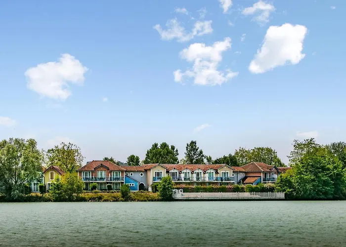 Residence Pierre & Vacances Le Hameau Du Lac
