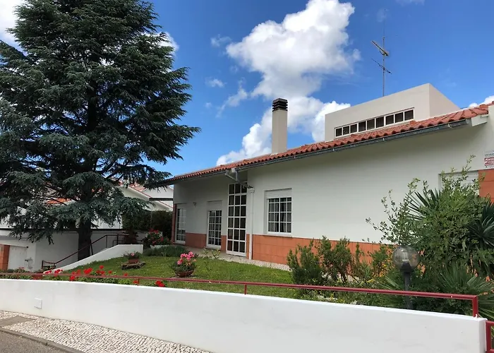 Quinta Nova Do Almeida