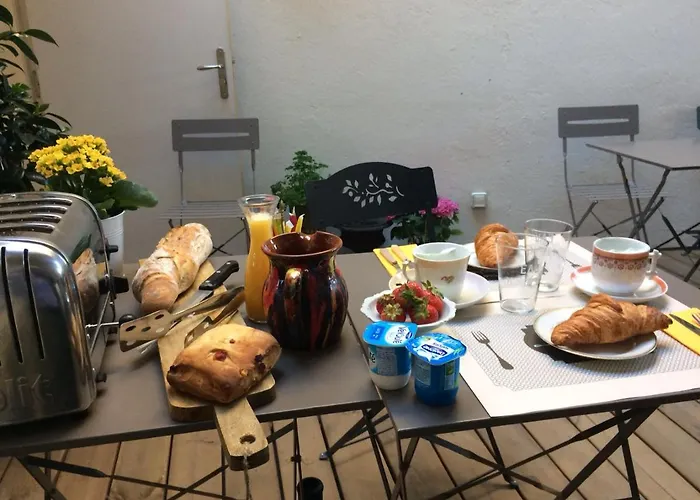 Hotel A La Tasse A Moustache Thonon-les-Bains