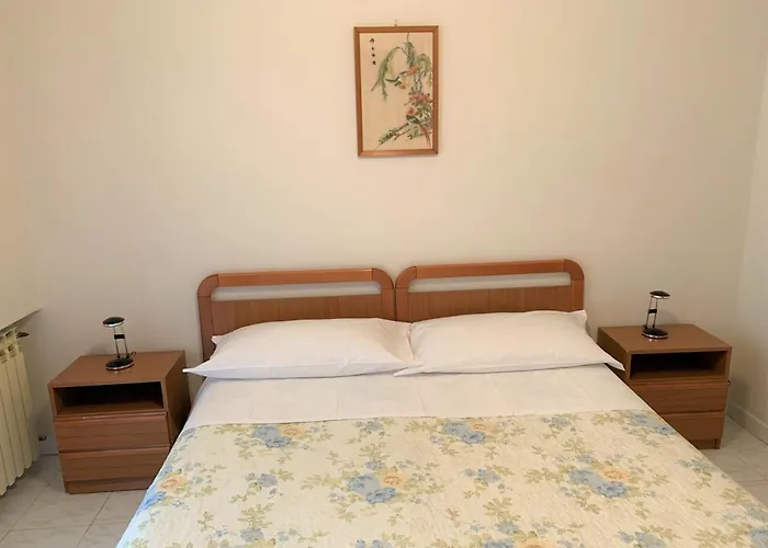 Hotel Elena