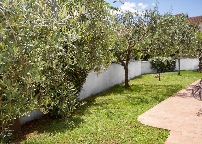Villa Sveta Eufemija Bed End Breakfast I