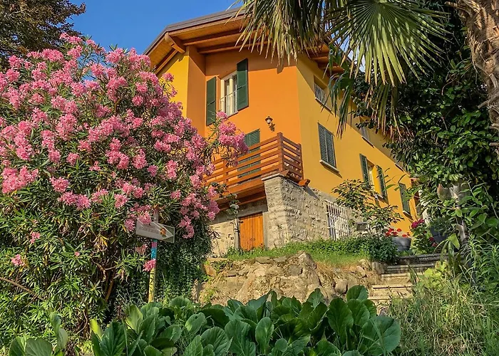 A Casa Di Maria Bed & Breakfast Como