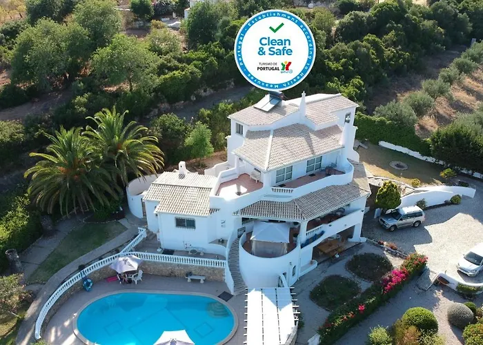The White House - Boutique Villa