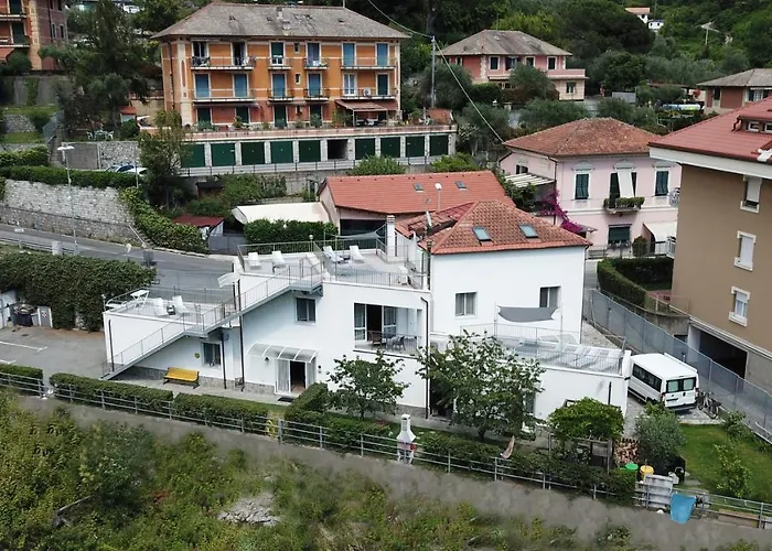 Bed&Breakfast 4U PARCHEGGIO INTERNO Chiavari
