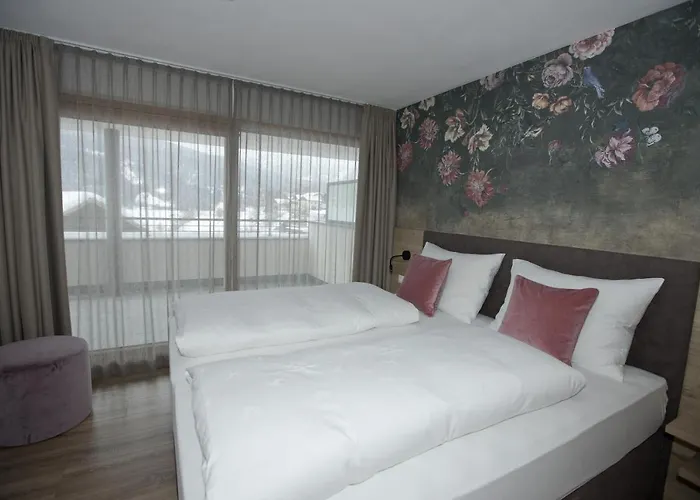 Hotel Goldener Adler Curon Venosta
