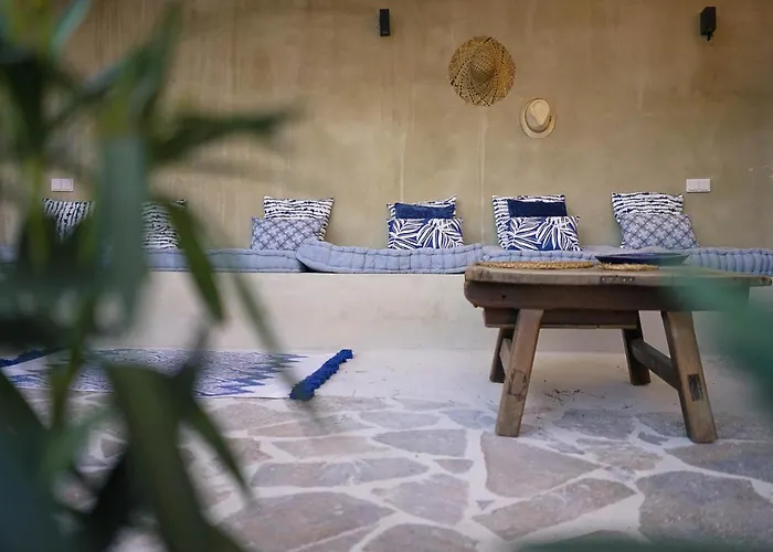Ronda Center Apartments With Pool
