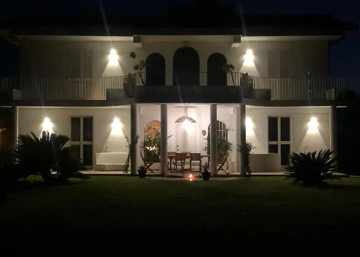 Casa Blanca B&B Latina