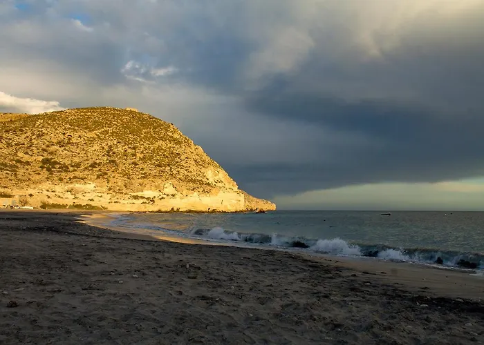 La Palmera. El amanecer en el Parque Natural Agua Amarga 