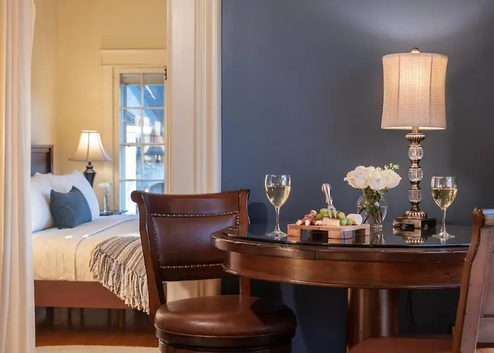 Inn On The Green Middlebury
