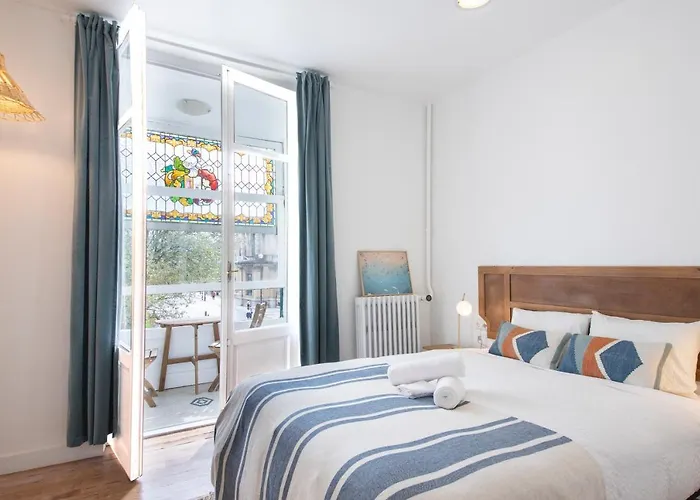Belle Époque Self-check-in Guesthouse - Adults-Only Saint-Sébastien