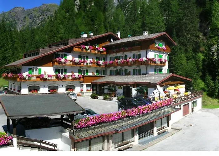 Hotel Roy Malga Ciapela