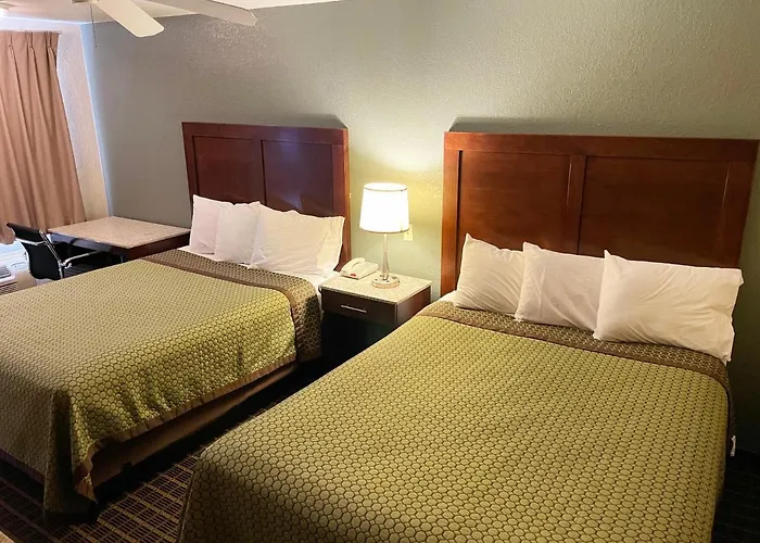 Great Western Inn & Suites Carlsbad