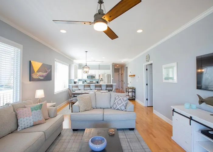 Cool Corner Apartment Folly Beach