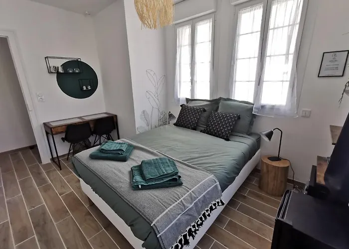 Les Rauches - Quai Loire - Chambre Jungle Châteauneuf-sur-Loire