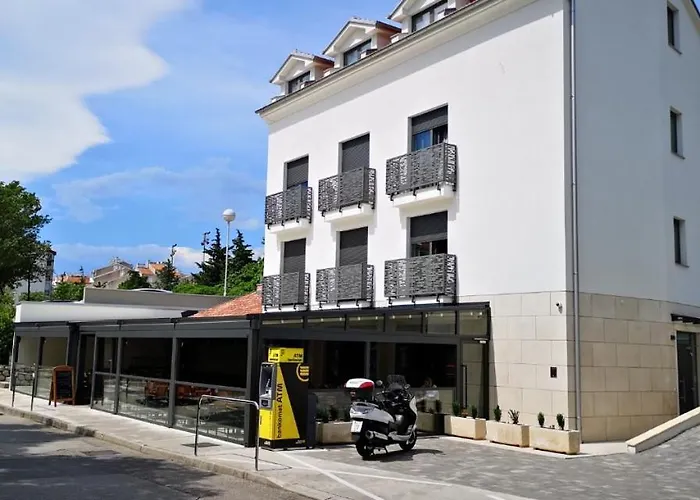 Bed and Breakfast Azur Novi Vinodolski
