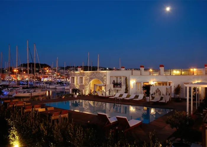 Cesme Marina Konukevi