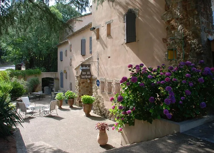 Hotel & Restaurant Les 3 Barbus Anduze