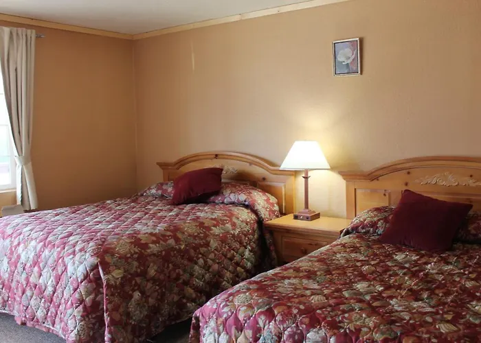 Whitney Portal Hotel And Hostel