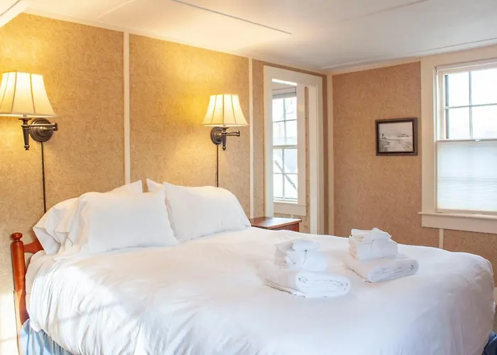 Hawthorn House Hotel Nantucket