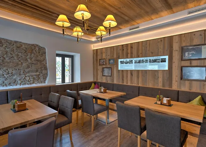 Der Siegeler B&B - This Lifestylehotel Rocks Mayrhofen