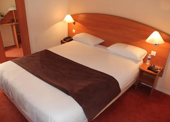 Central Hotel Créteil