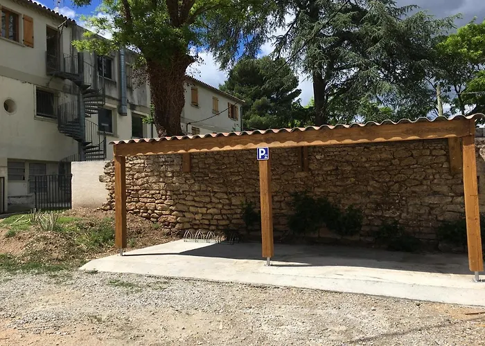 Hotel Restaurant Le Colombier Remoulins