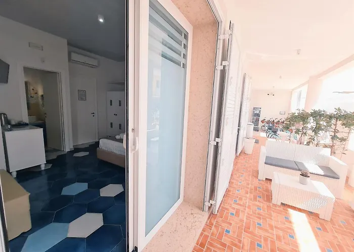 Kalinifta Rooms Apartment Torre Lapillo