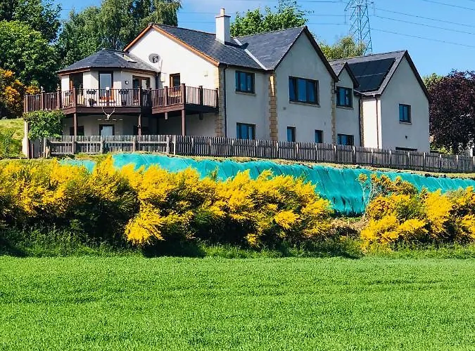 Doura Lodge Inverness