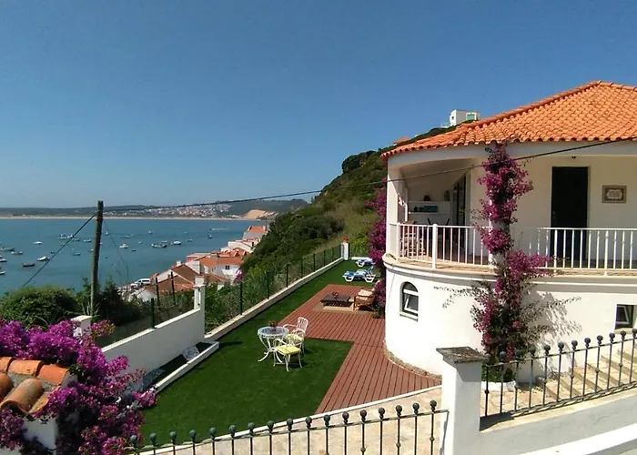 Vistalmar Sao Martinho Acomodação com café da manhã São Martinho do Porto