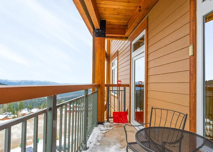 Schweitzer Mountain Resort White Pine Lodge Sandpoint