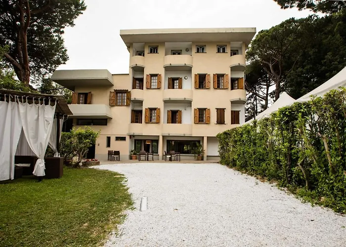 Hotel La Tavernetta dei Ronchi Marina di Massa