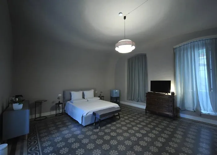 Palazzo Ietri Corso Vittorio Emanuele Rooms