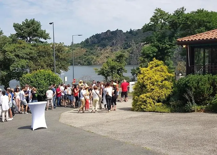 Pavillon Du Lac