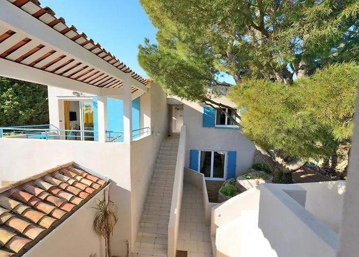 Bed and Breakfast La Singulière à Sète