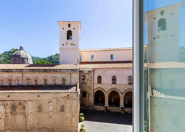 Suites Pastis Tropea - Boutique B&B By Kalavria Holidays