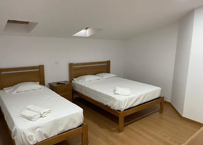 Kualquer Koisa Hotel Tondela
